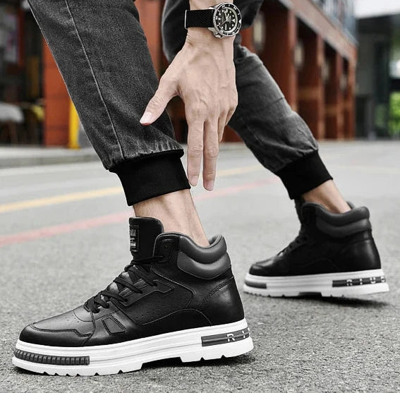 סניקרס Black Track