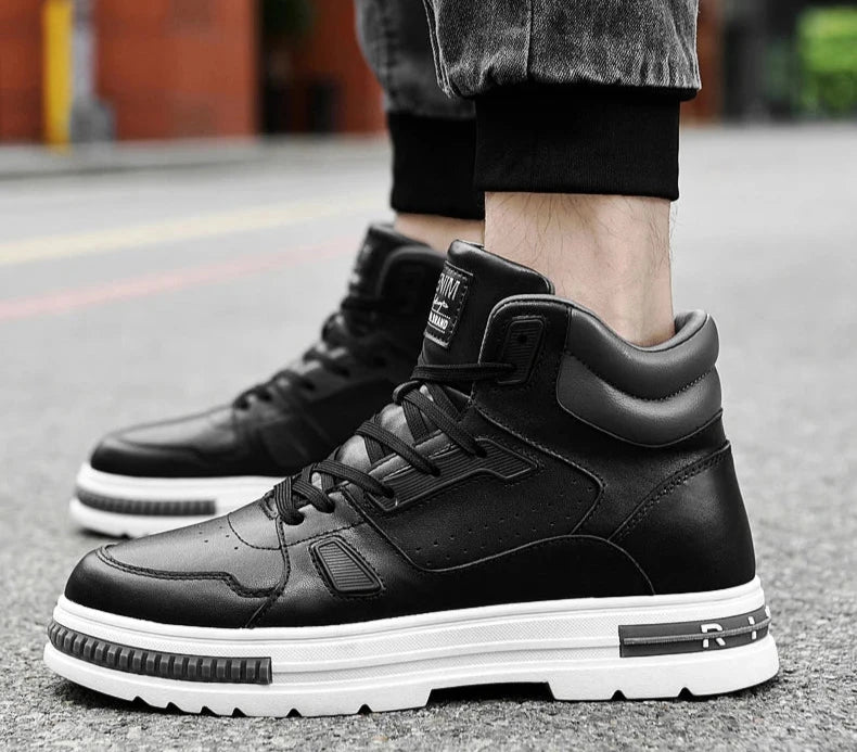 סניקרס Black Track